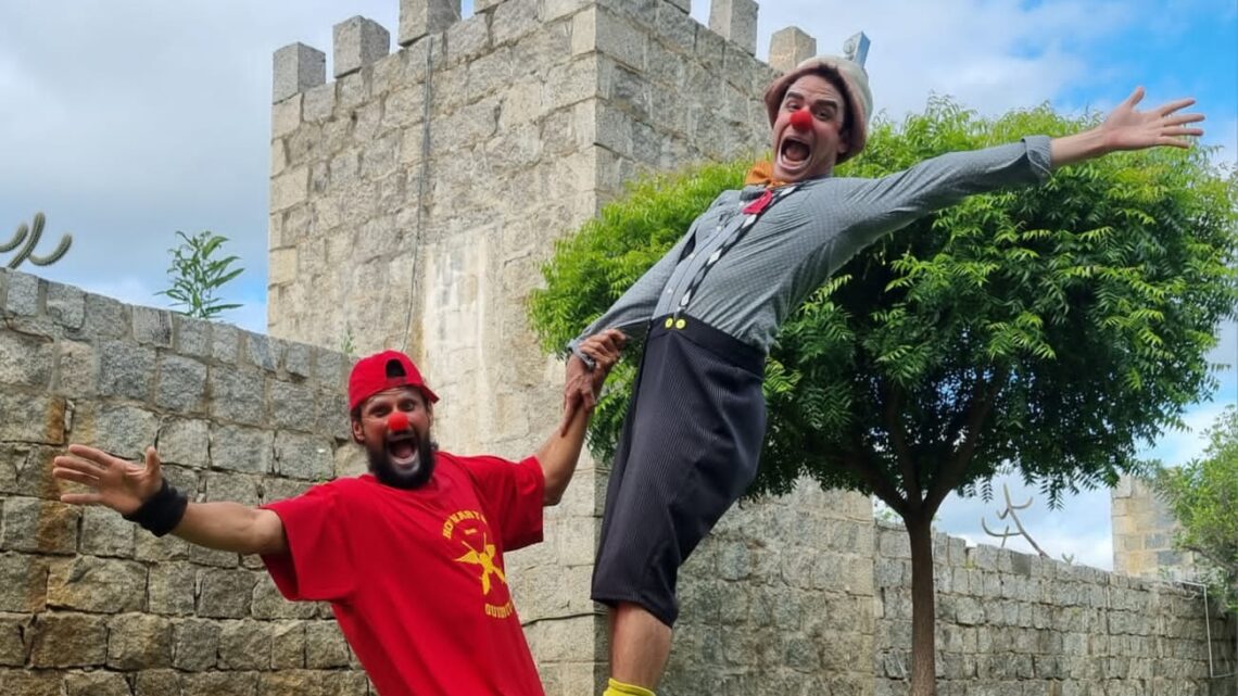 Atores da Paixão de Cristo de Nova Jerusalém comemoram Dia do Circo Atores da Paixão de Cristo de Nova Jerusalém comemoram Dia do Circo