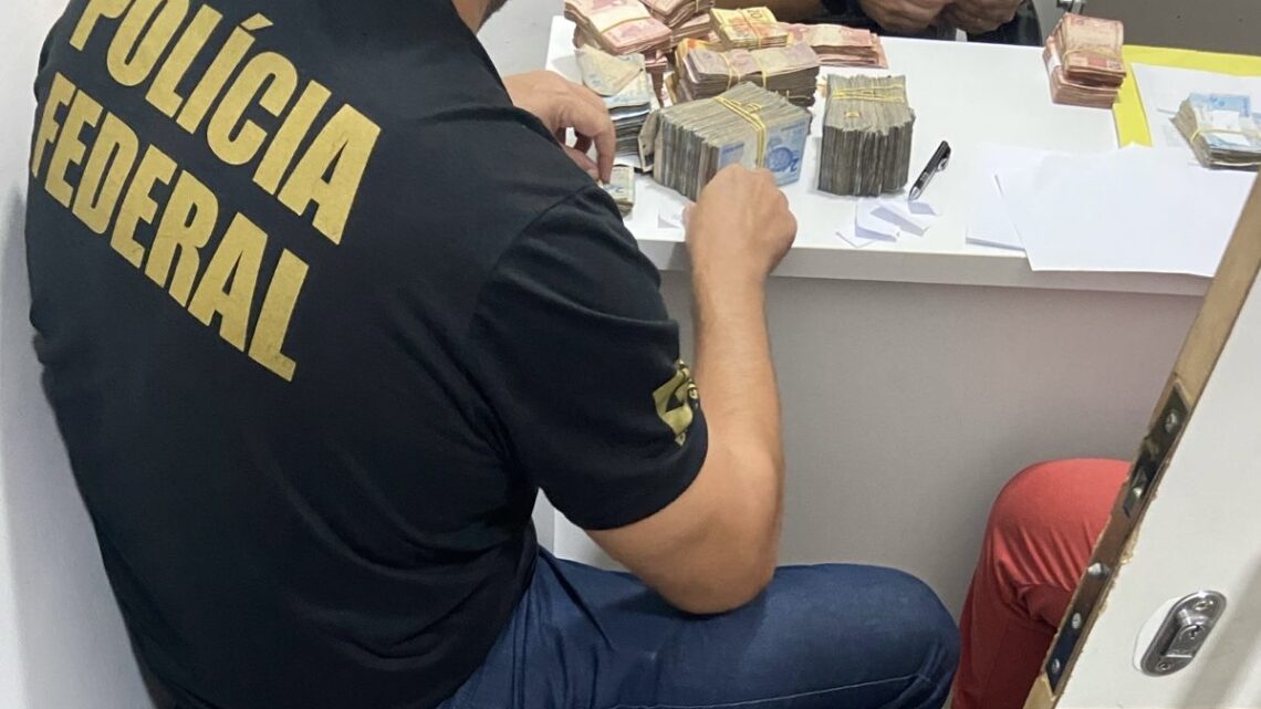 Polícia Federal cumpre mandados contra crimes de contrabando de eletrônicos e lavagem de dinheiro em Caruaru