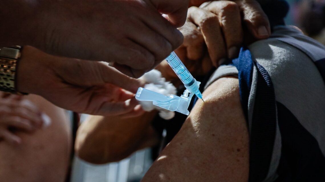 “Dia D” da Campanha de Vacinação contra Influenza neste sábado (13)