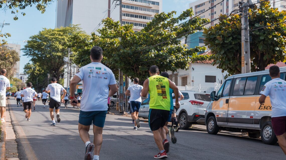 Prefeito Rodrigo Pinheiro publica decreto que possibilitará mais organização e segurança nos eventos de corrida de rua em Caruaru