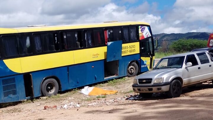 Mecânico morre atropelado por ônibus durante conserto