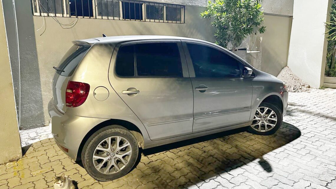 Motorista recebe multas indevidas e ajuda PRF a recuperar carro clonado Motorista recebe multas indevidas e ajuda PRF a recuperar carro clonado