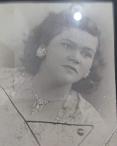 Morre dona Gilberta Moura, mãe do presidente da Associação dos Sulanqueiros, Pedro Moura Morre dona Gilberta Moura, mãe do presidente da Associação dos Sulanqueiros, Pedro Moura
