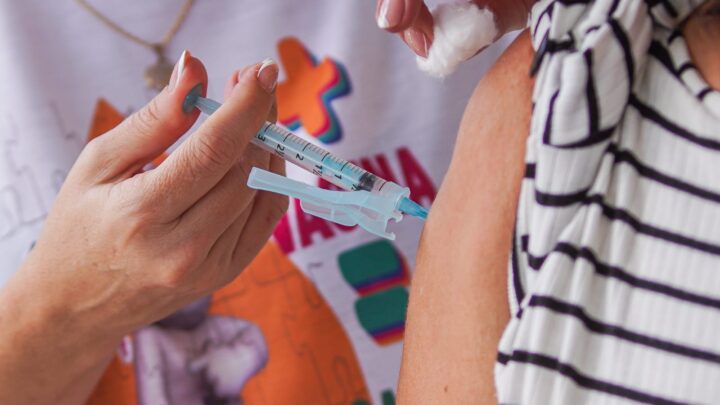 Vacinação contra gripe será realizada no Parque 18 de Maio neste sábado (27)