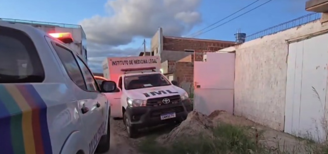 Homem é assassinado dentro de casa em Caruaru