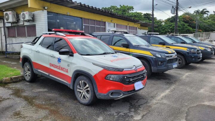 Caminhonete vira ambulância de forma irregular e é apreendida pela PRF