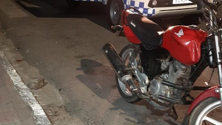 Guarda Municipal de Caruaru conduz à Delegacia de Plantão homem pilotando moto que havia sido indenizada por seguradora com perda total