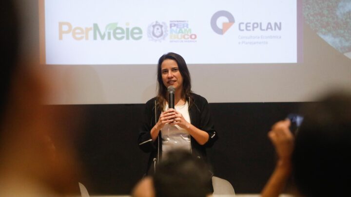 Governadora Raquel Lyra entrega plano de ação com guia prático para a transição sustentável em Pernambuco