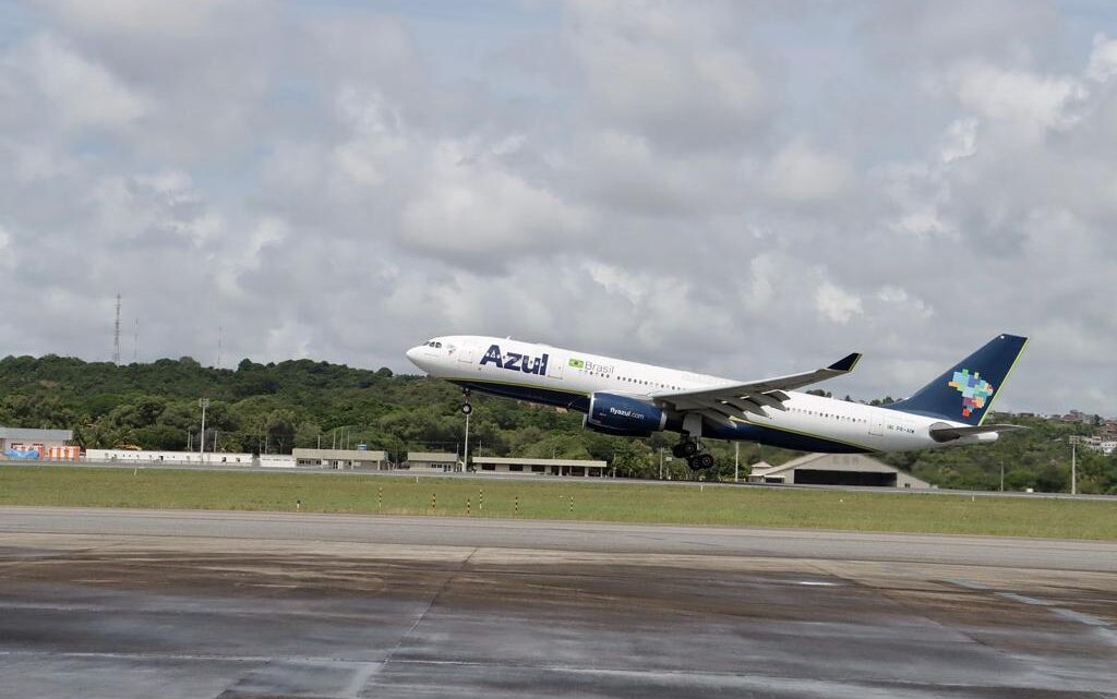 Malha aérea de julho de 2024 mantém média superior a período pré-pandemia em Pernambuco