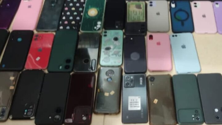 Duas mulheres são presas em Garanhuns com 35 celulares