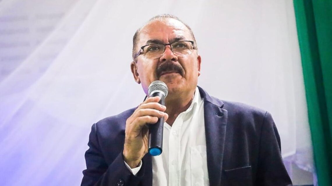 Prefeito Josué Mendes lidera todos os cenários em Agrestina, aponta pesquisa DataTrends Prefeito Josué Mendes lidera todos os cenários em Agrestina, aponta pesquisa DataTrends