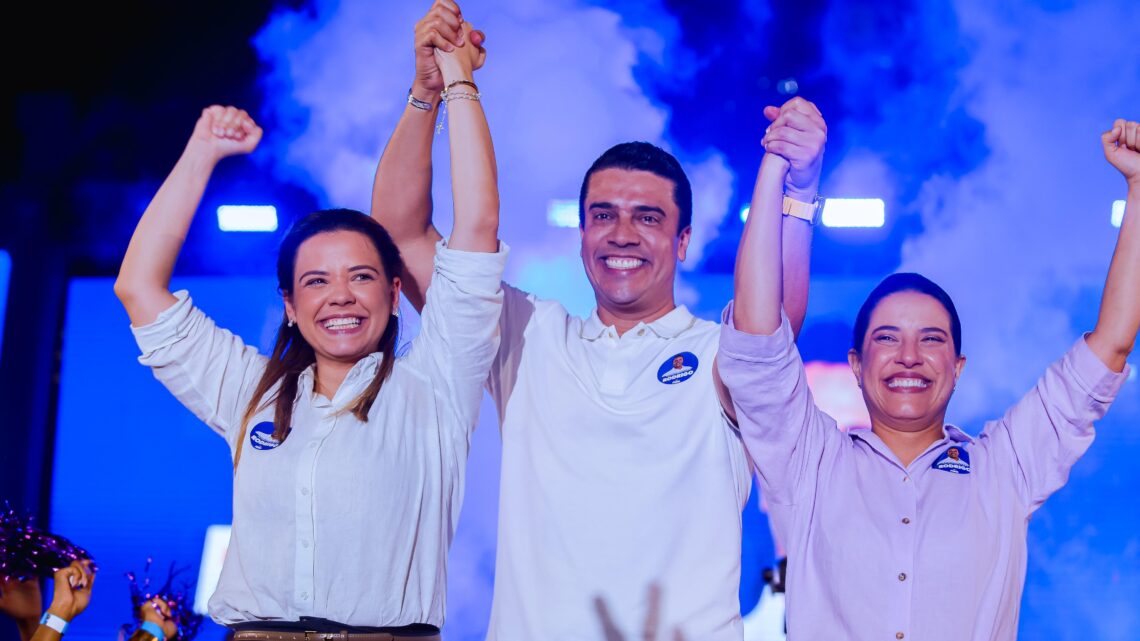 Rodrigo Pinheiro conta com apoio de Raquel Lyra, e coligação composta por nove partidos Rodrigo Pinheiro conta com apoio de Raquel Lyra, e coligação composta por nove partidos