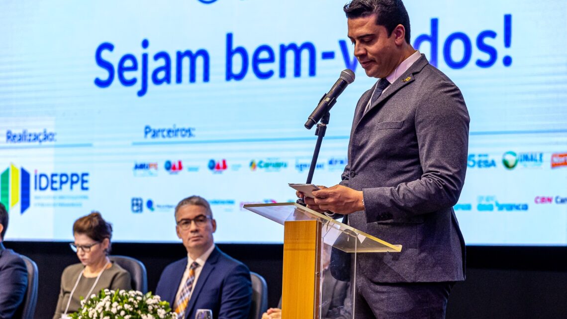 “Precisamos de uma campanha propositiva e transparente”, defende Rodrigo Pinheiro em Congresso de Direito Eleitoral “Precisamos de uma campanha propositiva e transparente”, defende Rodrigo Pinheiro em Congresso de Direito Eleitoral