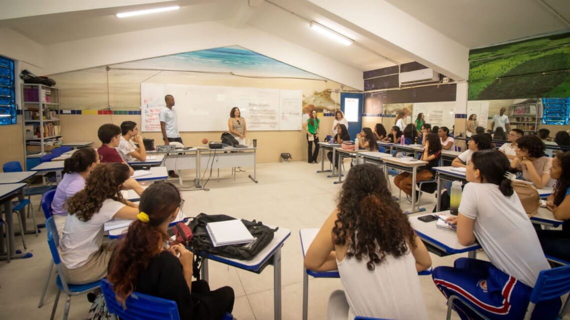 Inscrições abertas para 900 vagas de intercâmbio internacional pelo Programa Ganhe o Mundo Inscrições abertas para 900 vagas de intercâmbio internacional pelo Programa Ganhe o Mundo