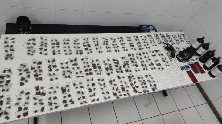 CIPMoto prende casal com drogas e arma de fogo