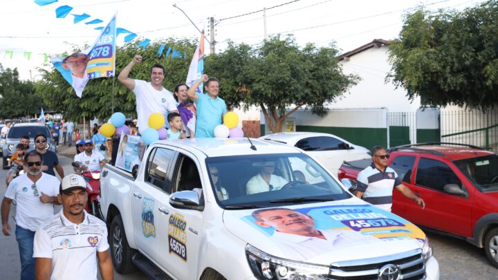 Rodrigo Pinheiro realiza carreata quilométrica na zona rural de Caruaru