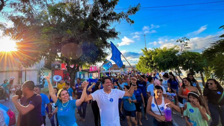 Abertura do comitê de Junior Letal leva multidão no bairro Cidade Alta