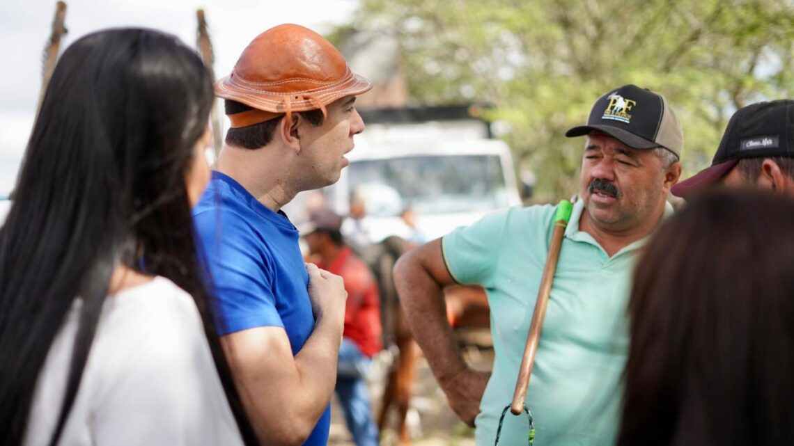 Armandinho e Karla reforçam compromisso com a Feira de Gado em Caruaru Armandinho e Karla reforçam compromisso com a Feira de Gado em Caruaru