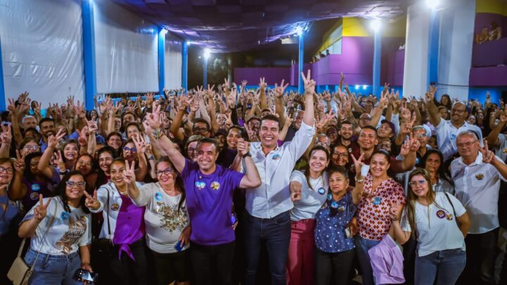 Lançamento da candidatura de Bruno Lambreta reúne centenas de apoiadores