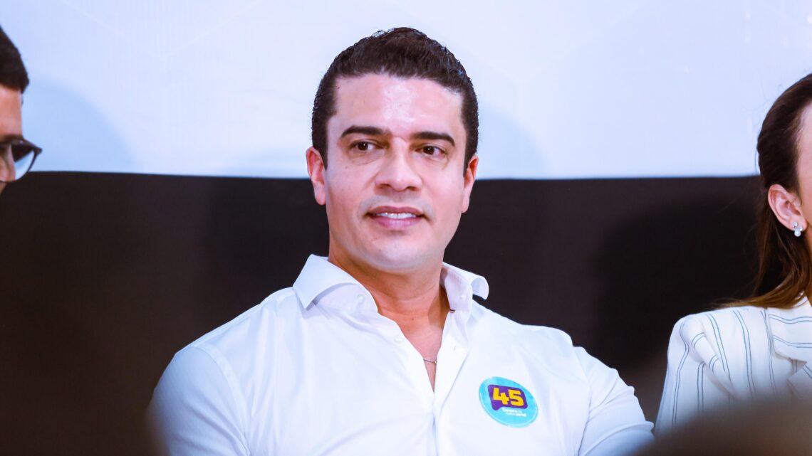 Rodrigo Pinheiro afirma que vai criar Polo de Desenvolvimento Têxtil do Agreste no próximo mandato Rodrigo Pinheiro afirma que vai criar Polo de Desenvolvimento Têxtil do Agreste no próximo mandato