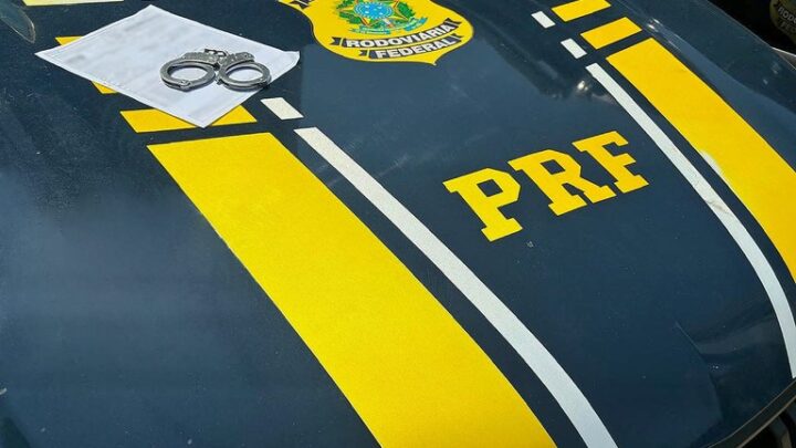 Procurado por roubo desde 2019 é detido pela PRF em Caruaru