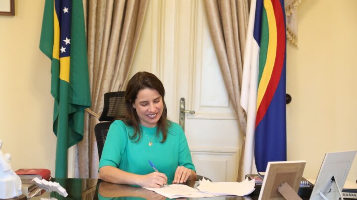 Governo de Pernambuco nomeia novos técnicos de enfermagem para reforçar rede de saúde do Estado