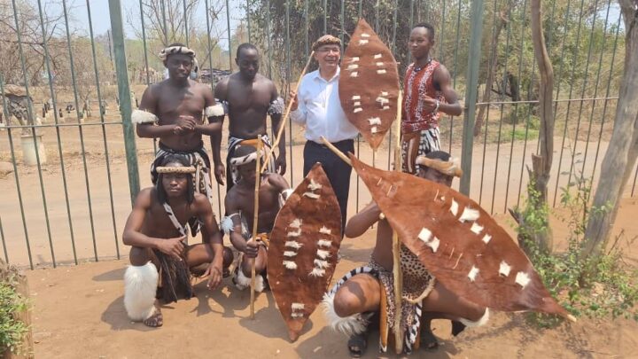 Gilberto Barbosa visita obras da Comunidade Obra de Maria em doze países africanos