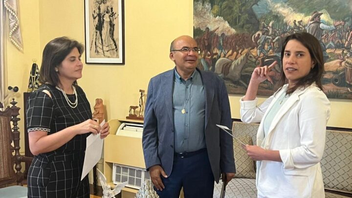 Gilberto Barbosa visita governadora Raquel Lyra para agradecer obras e faz convite para celebração dos 35 anos da Comunidade Obra de Maria