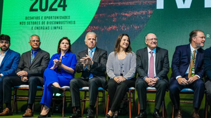 Governadora Raquel Lyra destaca ações do Estado para a transição energética durante a abertura da 13ª edição do Fórum Nordeste
