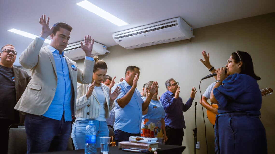 Fórum Evangélico Nacional declara apoio ao prefeito Rodrigo Pinheiro Fórum Evangélico Nacional declara apoio ao prefeito Rodrigo Pinheiro