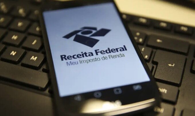 Receita Federal abre consulta ao último lote da restituição do Imposto de Renda