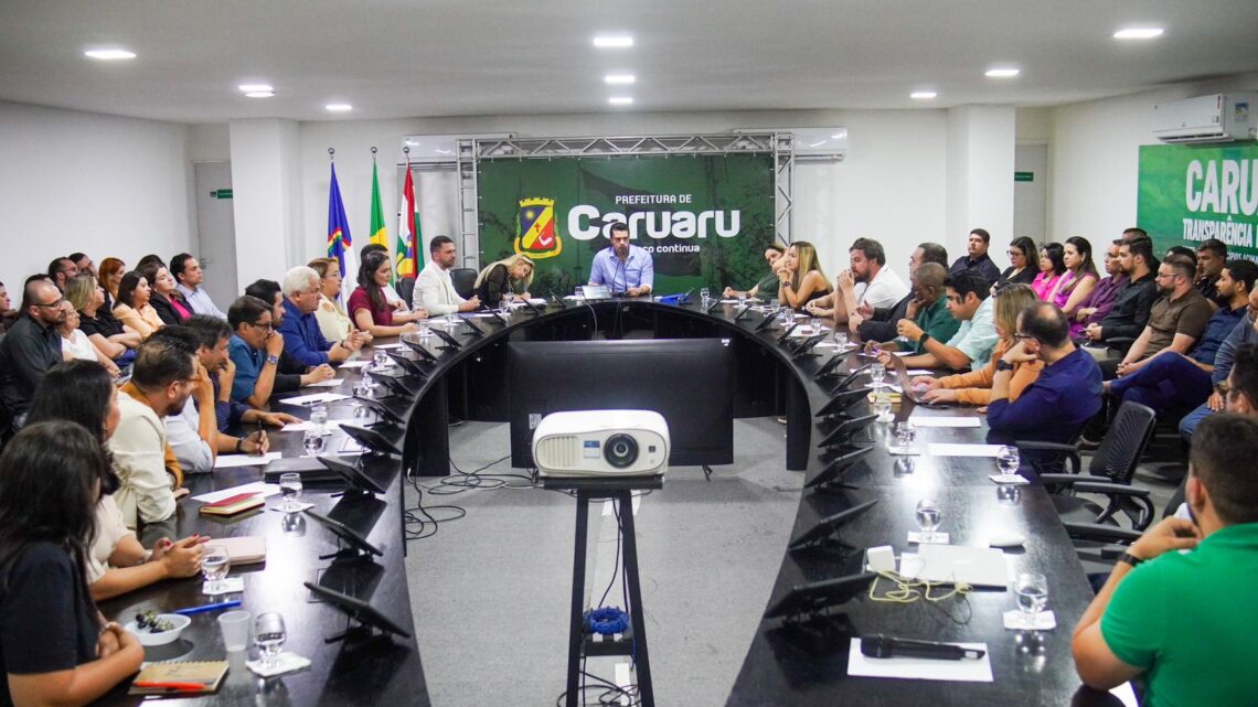 Prefeito Rodrigo Pinheiro reúne primeiro escalão do secretariado e prioriza fechamento de contas do atual mandato Prefeito Rodrigo Pinheiro reúne primeiro escalão do secretariado e prioriza fechamento de contas do atual mandato