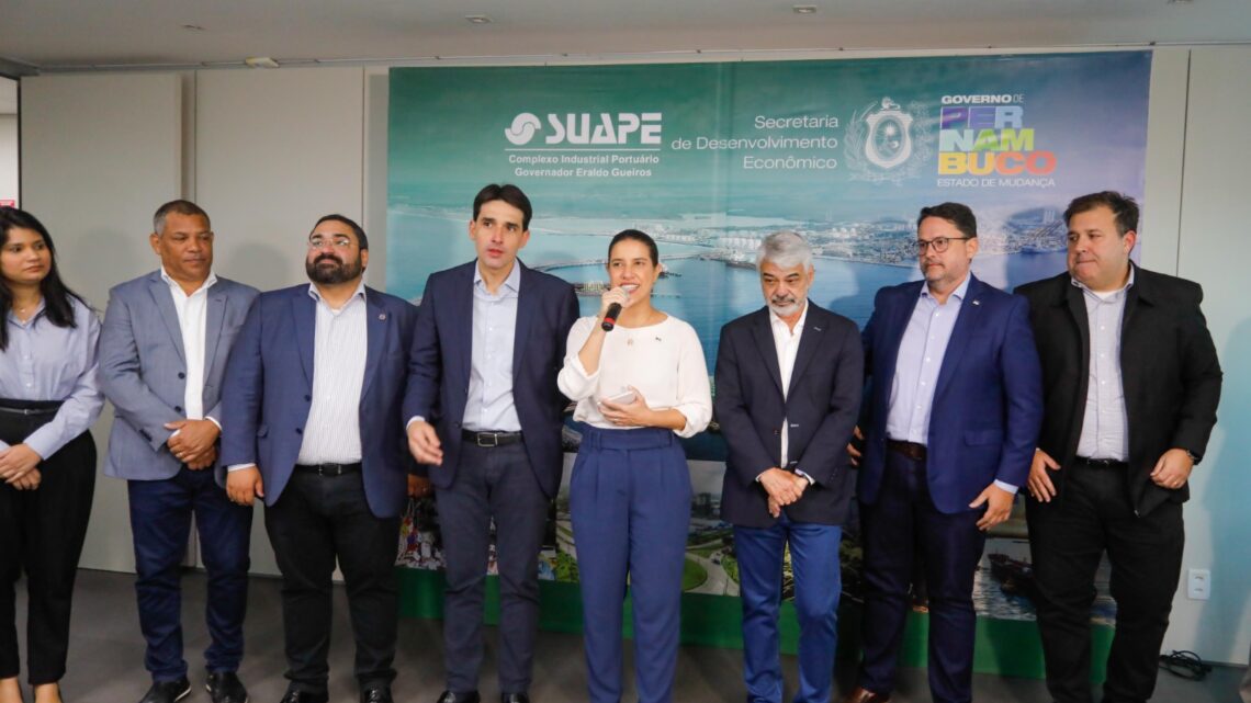 Governadora Raquel Lyra e ministro Silvio Costa Filho anunciam investimento de R$ 123 milhões para conclusão da recuperação do molhe do Porto de Suape Governadora Raquel Lyra e ministro Silvio Costa Filho anunciam investimento de R$ 123 milhões para conclusão da recuperação do molhe do Porto de Suape