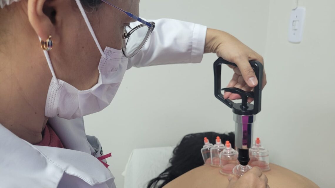 HRJN promove ações no Outubro Rosa para conscientização sobre o câncer de mama e do colo do útero