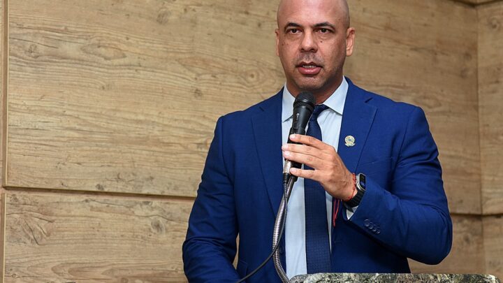 Anderson Correia propõe que Município amplie contratos com clínicas veterinárias para cirurgias ortopédicas e internamentos