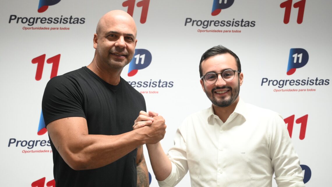 Anderson Correia garante recurso com Lula da Fonte para implantar o SAMU Animal em Caruaru Anderson Correia garante recurso com Lula da Fonte para implantar o SAMU Animal em Caruaru