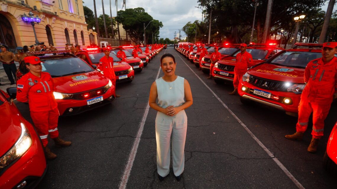 Juntos pela Segurança: governadora Raquel Lyra entrega 58 novas viaturas ao Corpo de Bombeiros, Polícia Militar e Polícia Científica Juntos pela Segurança: governadora Raquel Lyra entrega 58 novas viaturas ao Corpo de Bombeiros, Polícia Militar e Polícia Científica