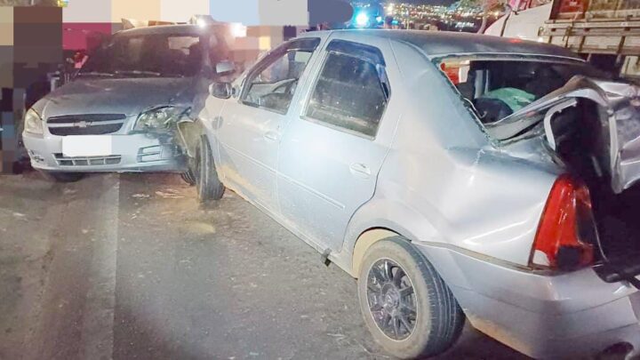 Motorista com sinais de embriaguez é detido, após colisão com quatro carros