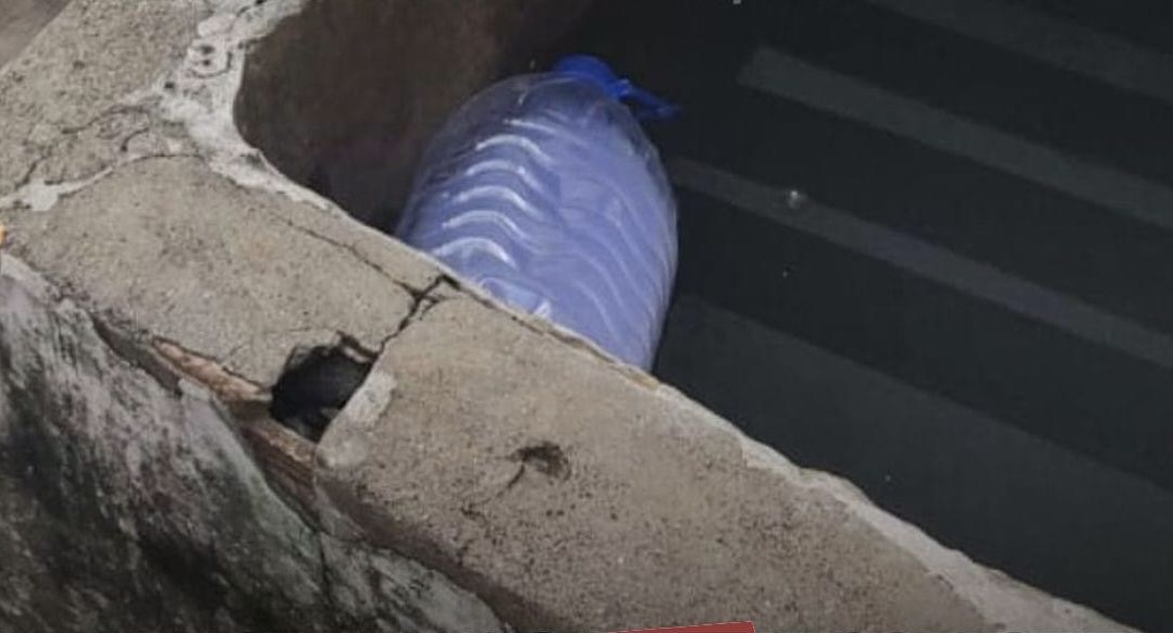 Criança de 2 anos morre afogada, e mãe é autuada em flagrante por abandono de incapaz
