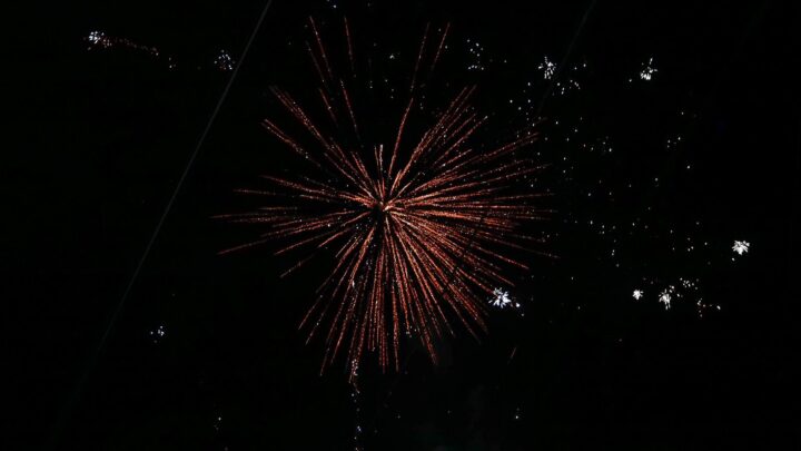 Caruaru terá queima de fogos de baixo estampido na virada do ano