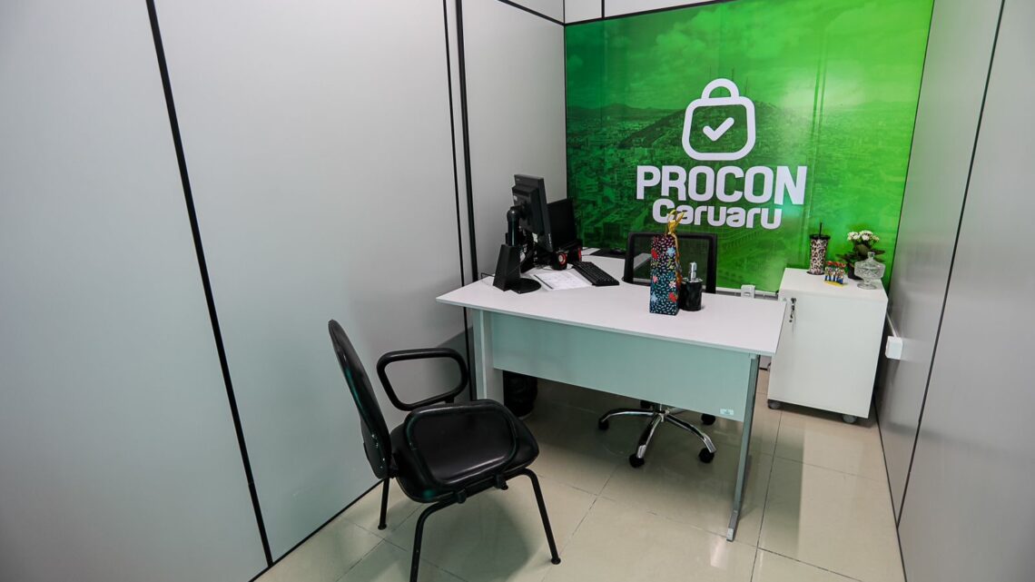 Procon Caruaru orienta consumidores sobre trocas de presentes de Natal Procon Caruaru orienta consumidores sobre trocas de presentes de Natal