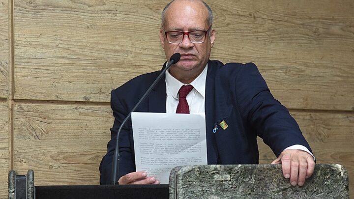 Jorge Quintino reassume a presidência da Comissão de Educação, Cultura e Esportes