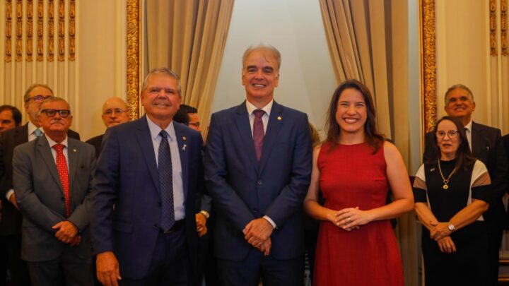 Governadora Raquel Lyra prestigia posse do novo desembargador do TJPE e ressalta diálogo com o Poder Judiciário