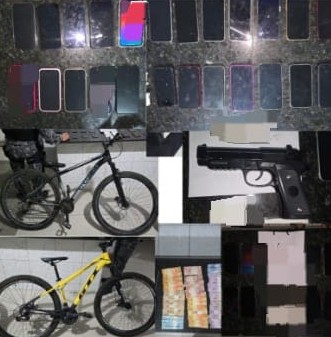 Celular furtado na praia é recuperado em Caruaru; Criminosos exigiram dinheiro e ameaçaram divulgar fotos íntimas da proprietária Celular furtado na praia é recuperado em Caruaru; Criminosos exigiram dinheiro e ameaçaram divulgar fotos íntimas da proprietária