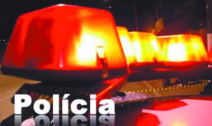 Homem é preso logo após furtar pneu