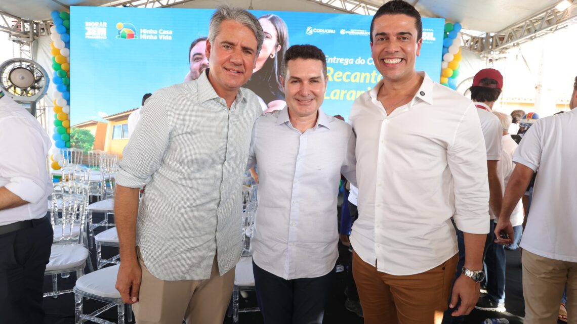 Prefeito Rodrigo Pinheiro anuncia investimento de R$ 70 milhões em macrodrenagem Prefeito Rodrigo Pinheiro anuncia investimento de R$ 70 milhões em macrodrenagem