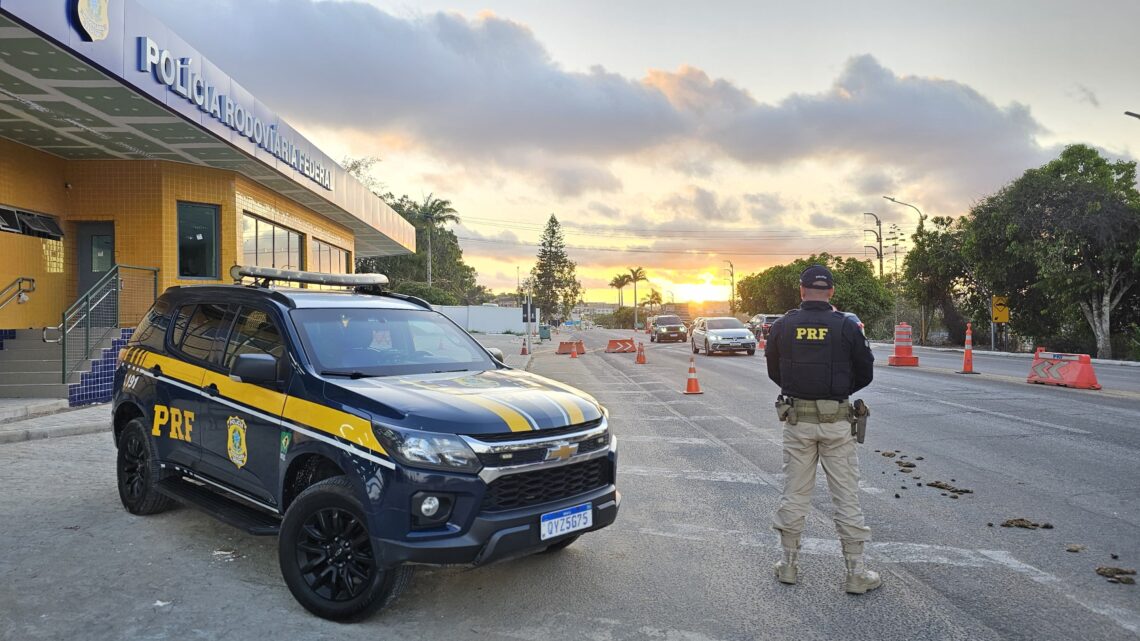 Operação Carnaval da PRF com reforço na fiscalização de embriaguez ao volante e prevenção de sinistros Operação Carnaval da PRF com reforço na fiscalização de embriaguez ao volante e prevenção de sinistros