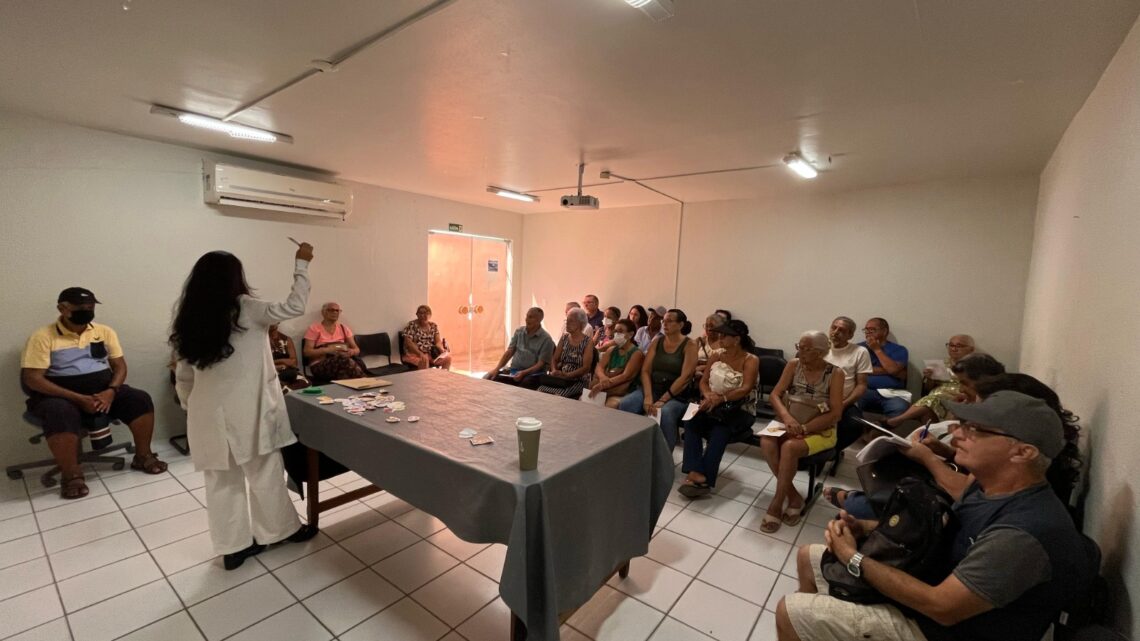 Centro de Medicina Preventiva do HSE orienta sobre a hidratação, principalmente para pessoas idosas