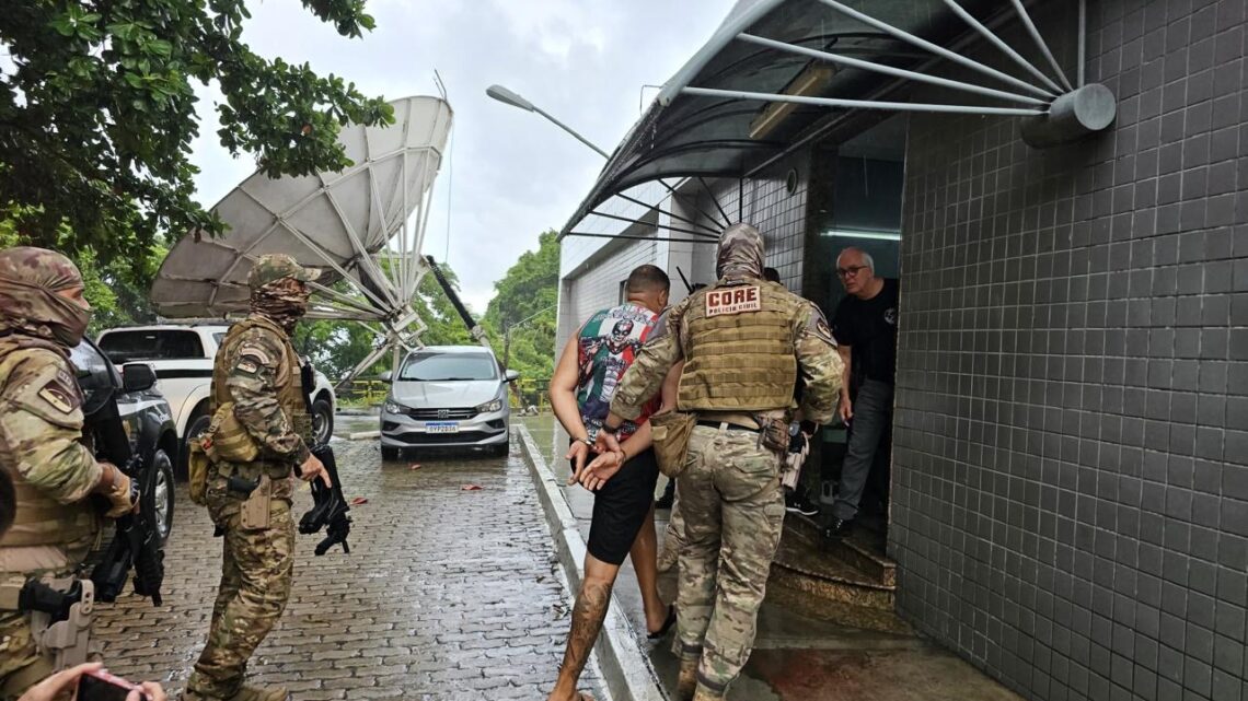 Polícia prende mais de 40 integrantes de torcidas organizadas envolvidos em brigas Polícia prende mais de 40 integrantes de torcidas organizadas envolvidos em brigas