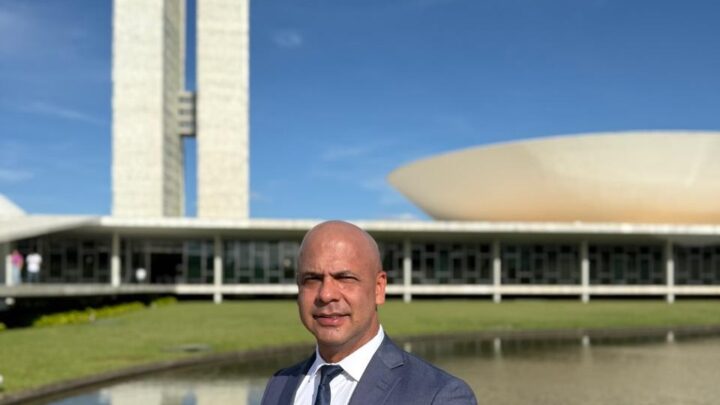 Anderson Correia vai novamente a Brasília em busca de recursos para Caruaru